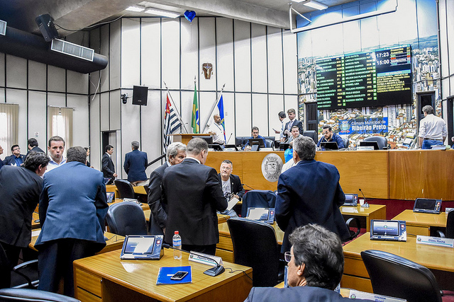 Vereadores realizam duas sessões nesta terça-feira  (11) e constitui CPI