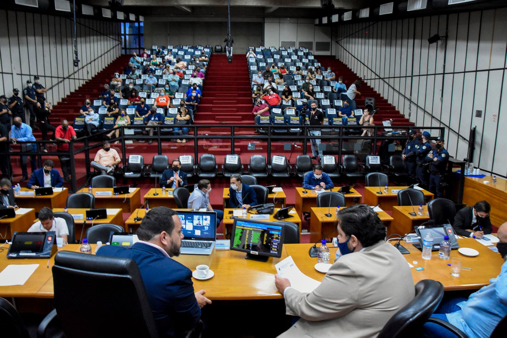 Vereadores aprovam modificação no Regime de Previdência do Município