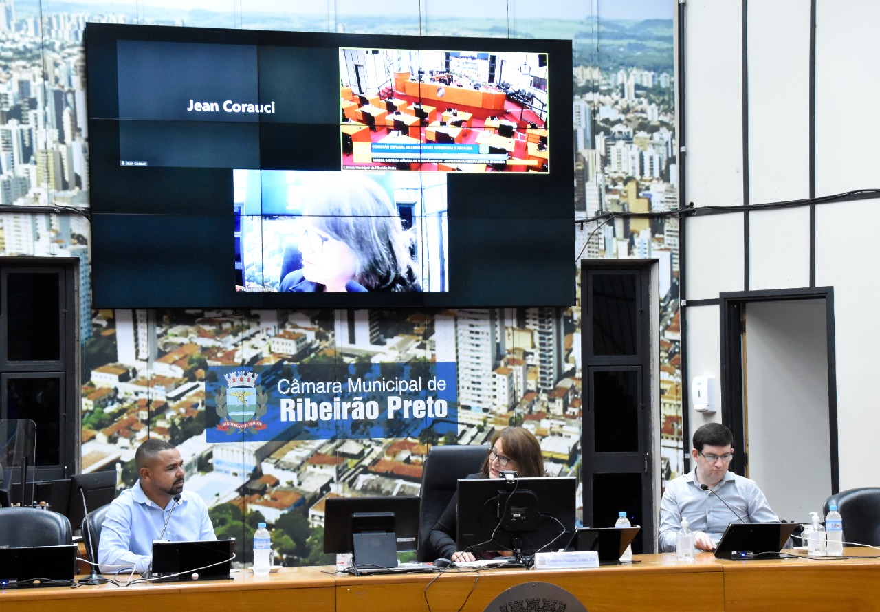 Diretores do Sassom foram ouvidos durante reunião da comissão