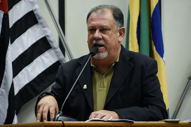 Câmara aprova requerimento de Marinho questionando secretário