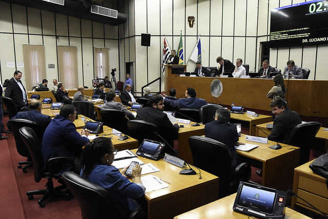 Aprovado projeto que dispõe sobre instalação de câmeras em creches e escolas