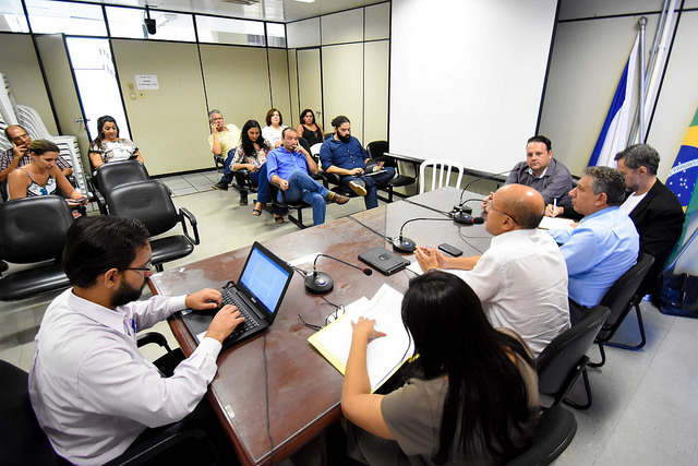 Filas do SUS são debatidas em Comissão de Estudos na Câmara 