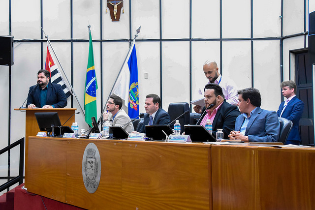 Nove projetos e um veto na Ordem do Dia da sessão desta terça-feira