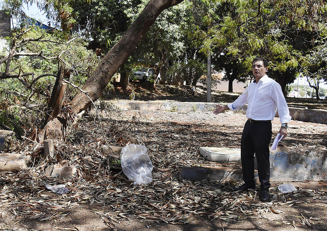 Programa Verde Cidade promove revitalização de praça da Zona Norte