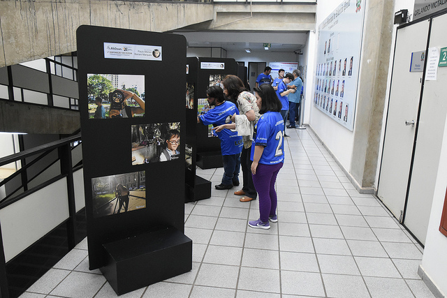 Câmara recebe exposição em homenagem ao Dia da Síndrome de Down