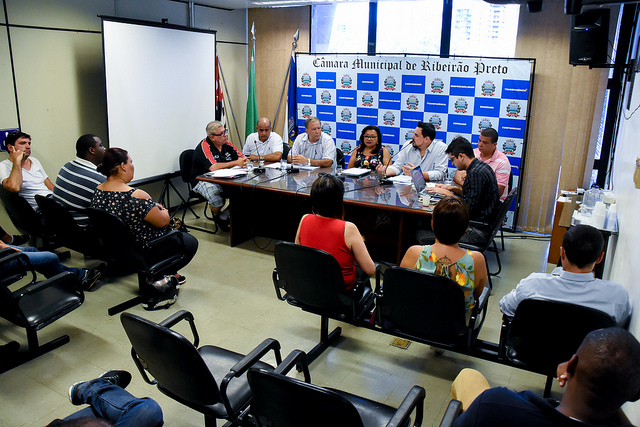 Gláucia reuniu-se com proprietários de trenzinhos e fiscalização