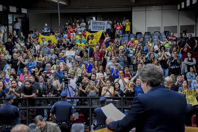 Câmara vota três projetos em sessão extraordinária durante recesso