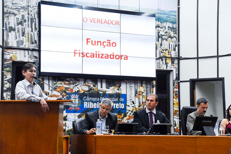 Escola do Parlamento realiza capacitação sobre técnicas de fiscalização 