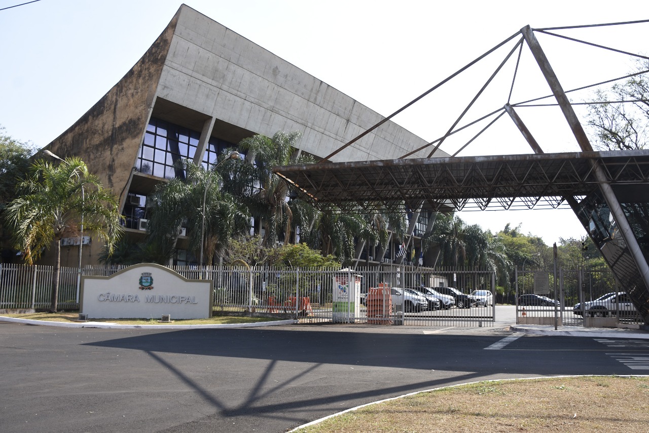 Câmara abre estacionamento para Parque Maurílio Biagi