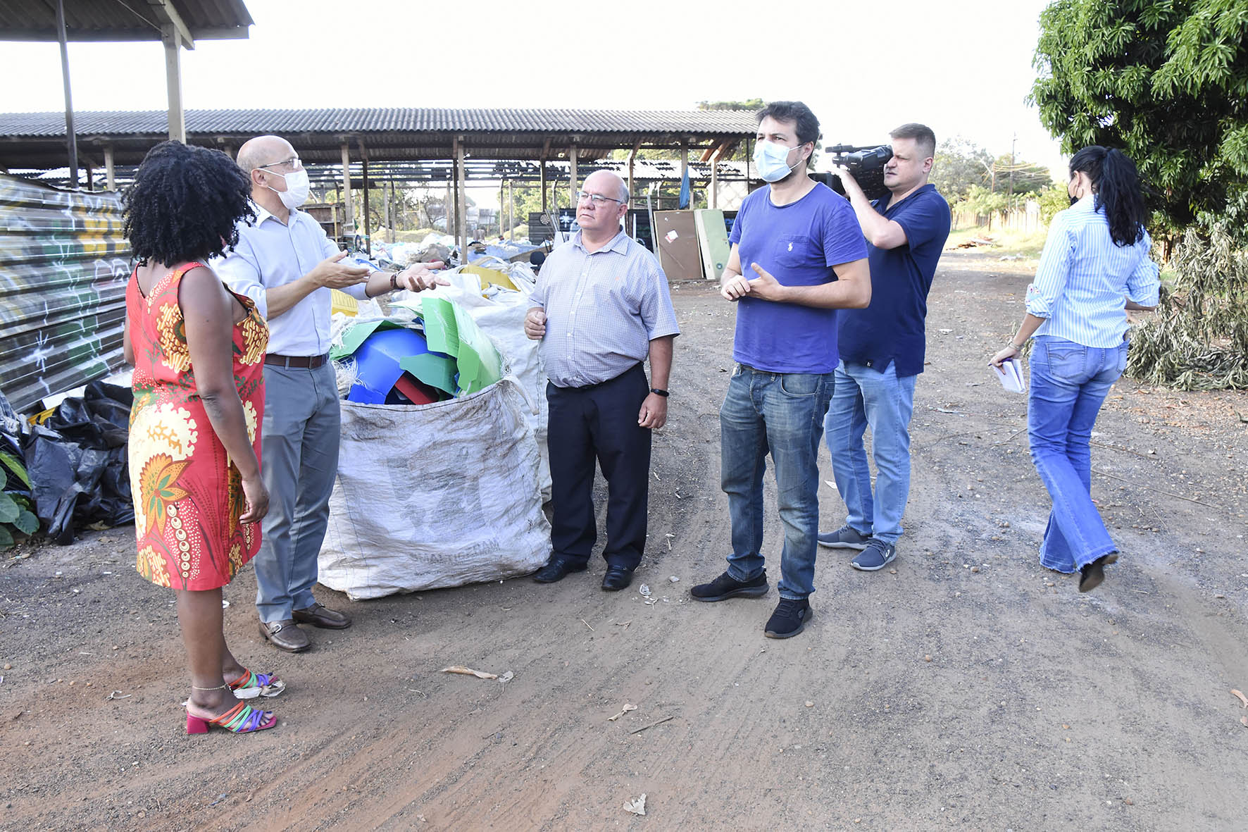 Comissão visita CataSonho e cobra providências da prefeitura