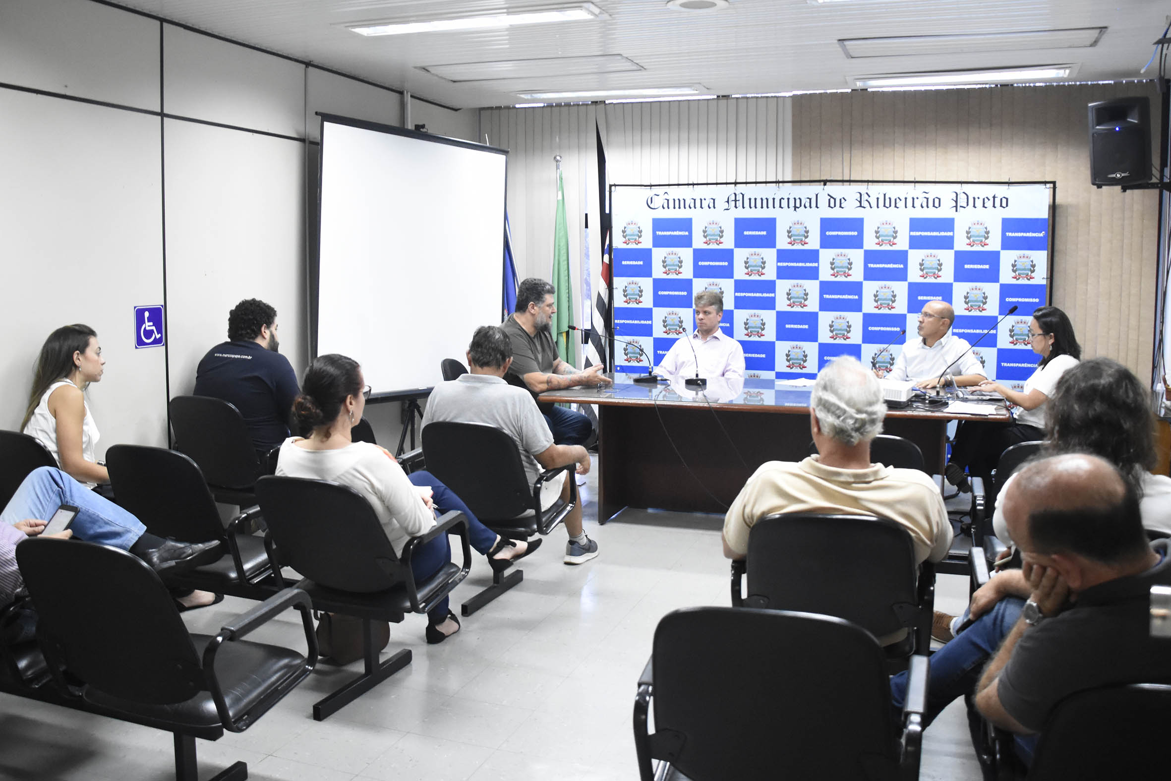 Comissão de Transparência debate sistema de processos do legislativo