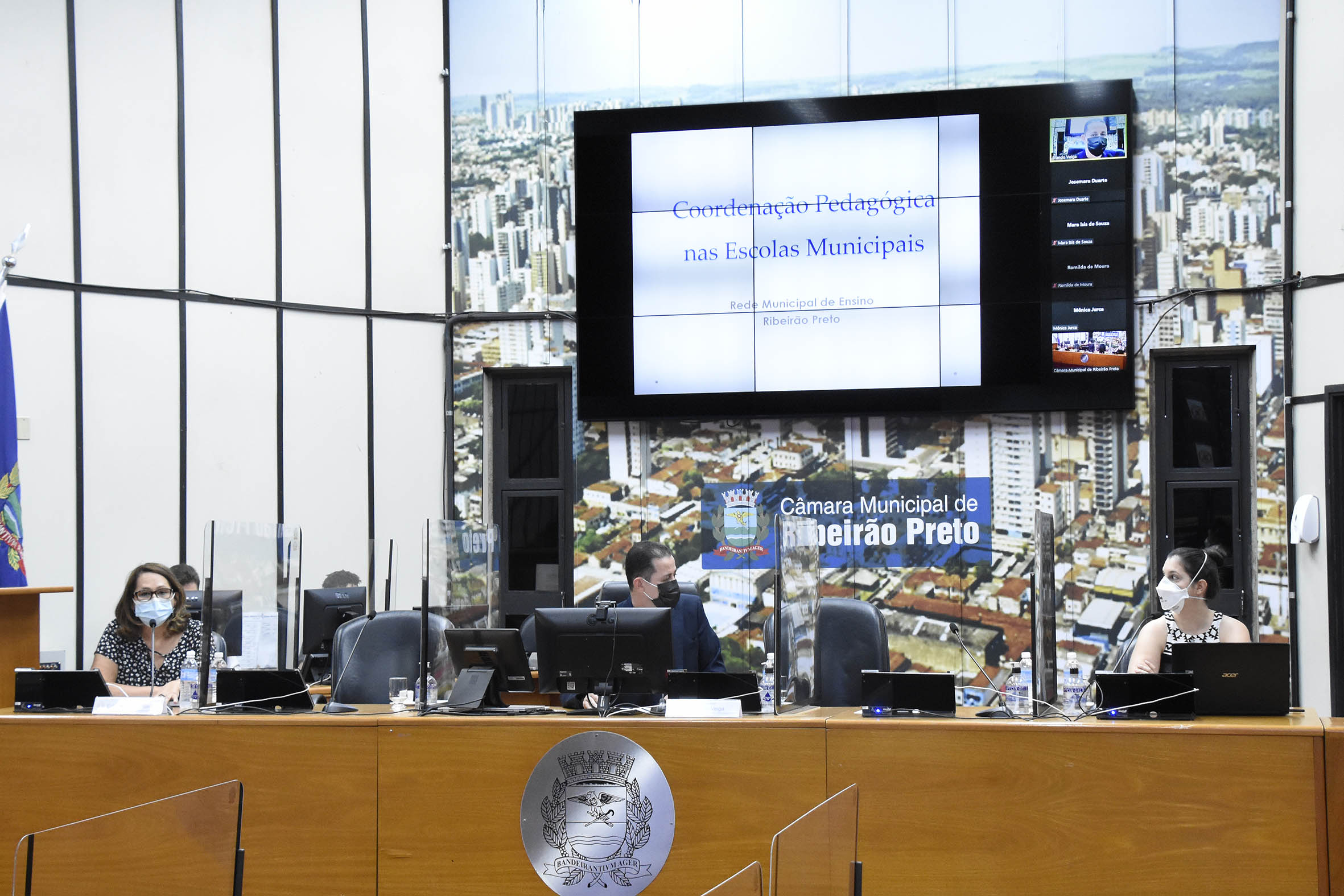 Comissão debate situação dos Coordenadores Pedagógicos do município