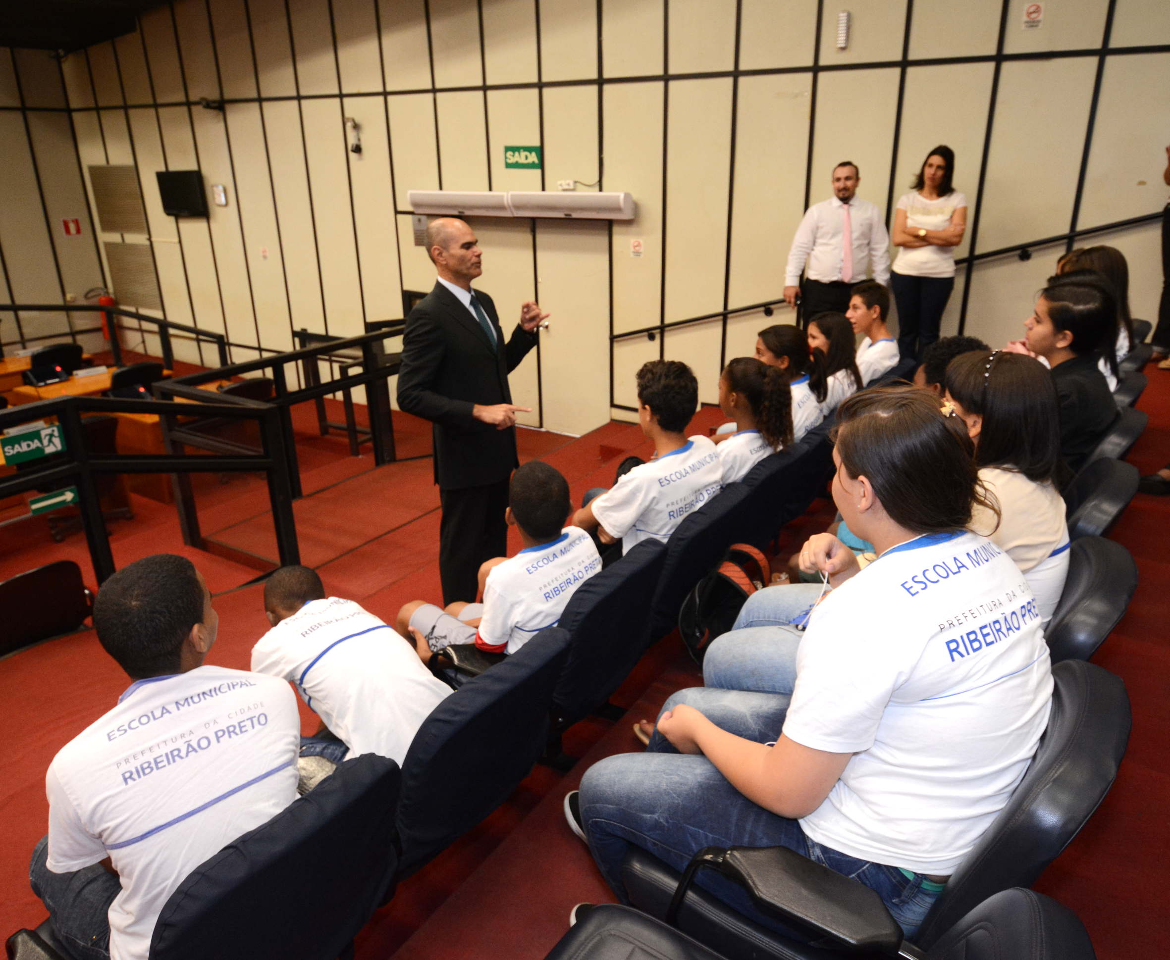 EMEF Dr. Jaime Monteiro de Barros participa do Câmara na Escola