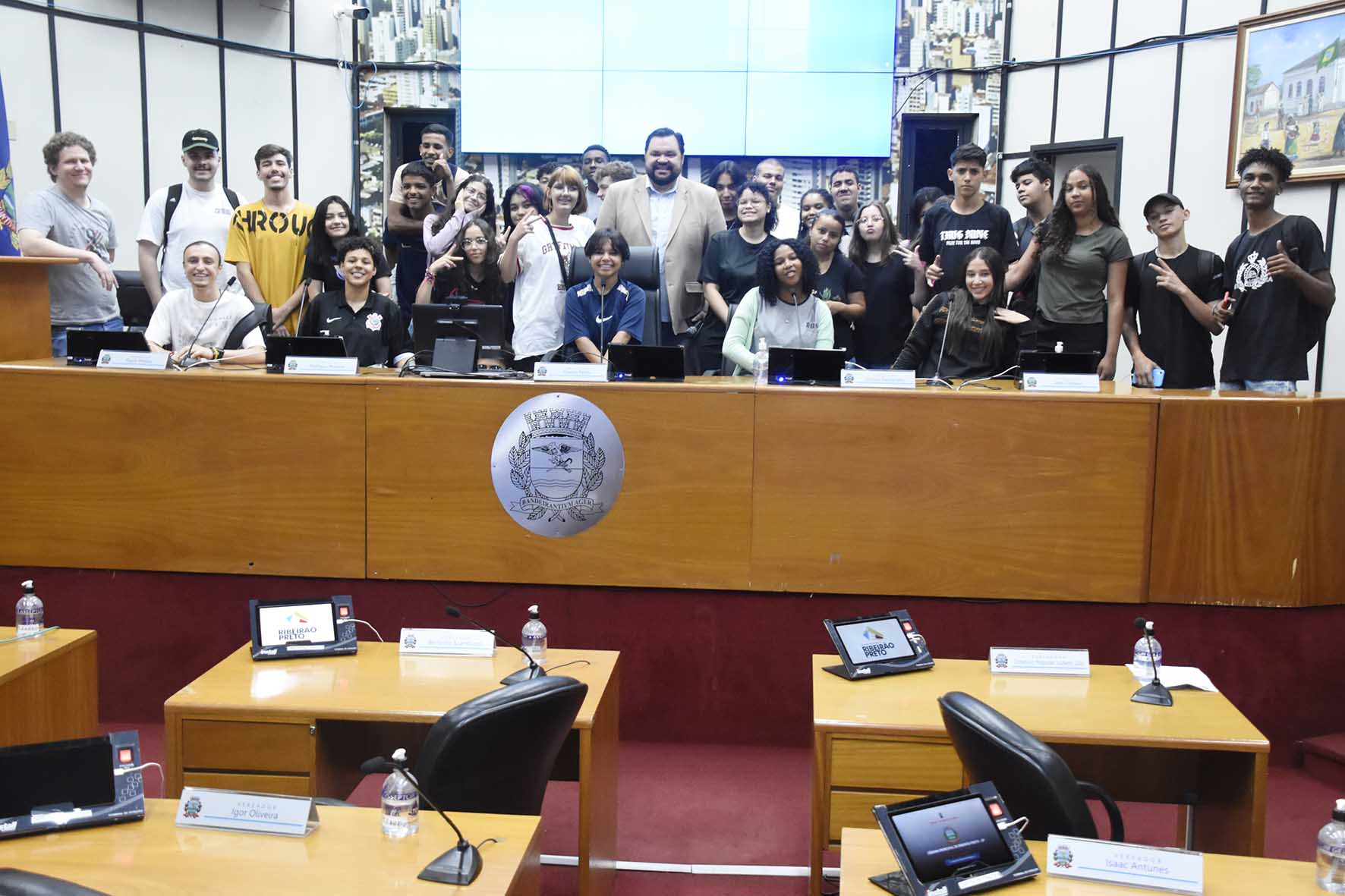 Ensino Médio da E.E. Dom Alberto participou do Programa Câmara na Escola