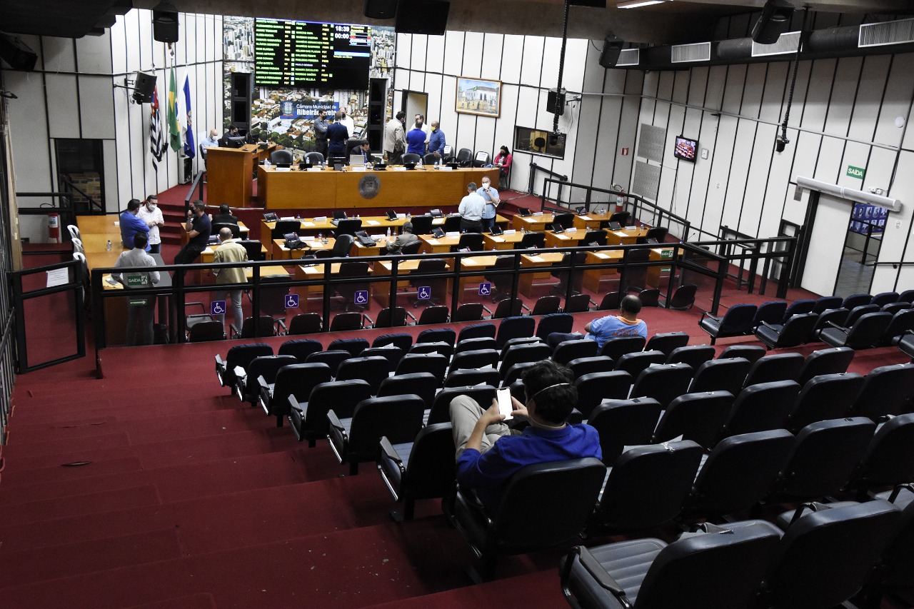 Vereadores rejeitam veto ao projeto Programa de Apadrinhamento Afetivo