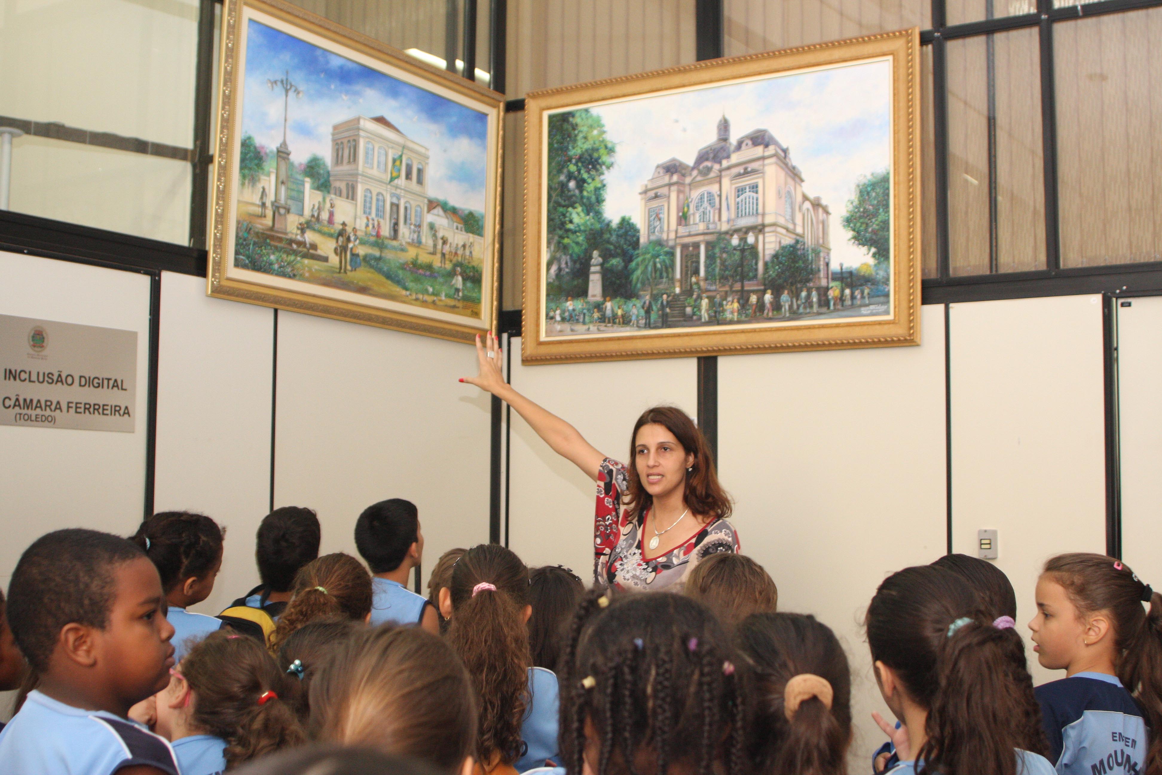 Programa Câmara na Escola recebeu alunos de cinco turmas nas últimas duas semanas