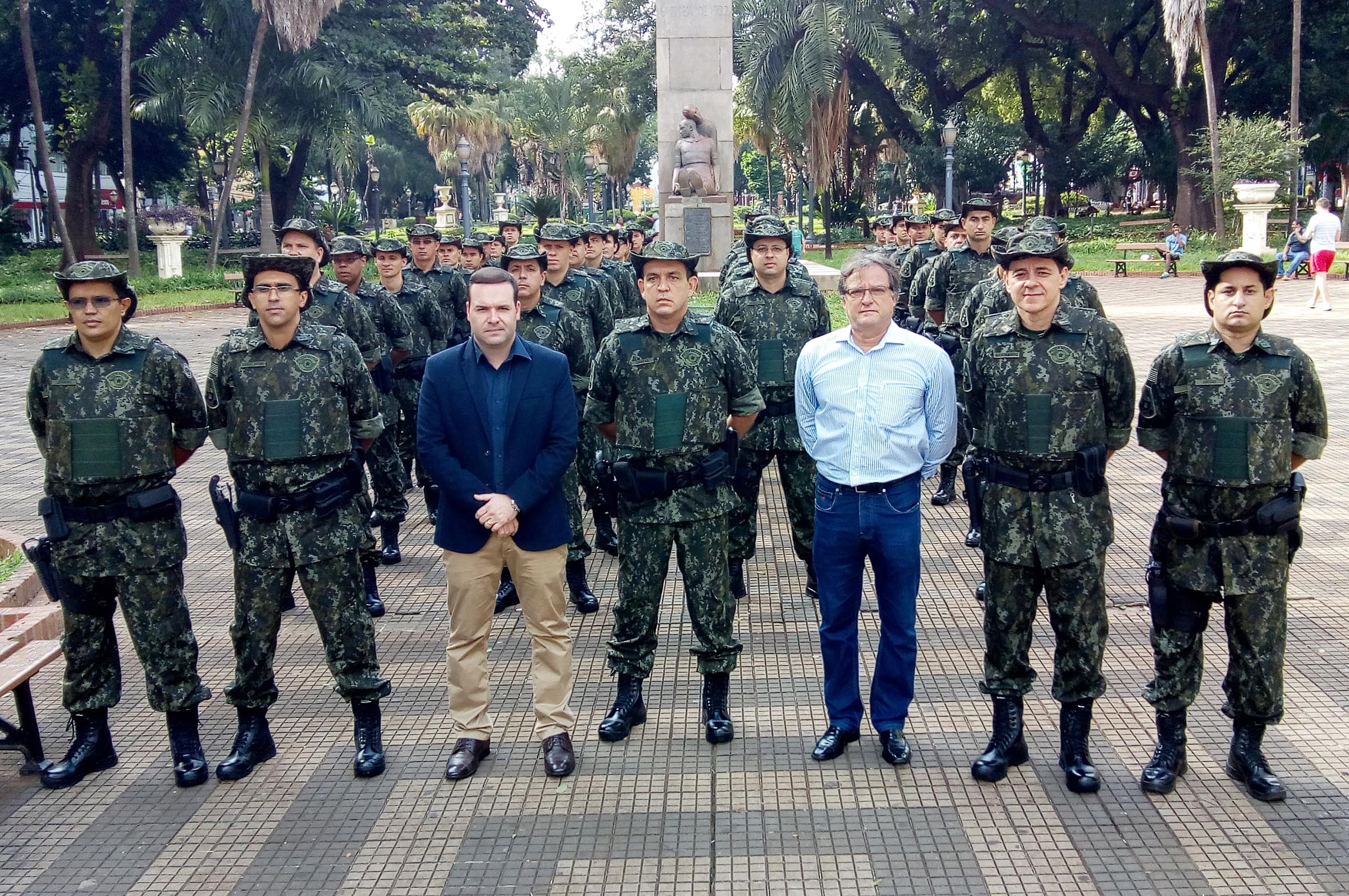 Presidente participa de lançamento do novo fardamento da Polícia Ambiental