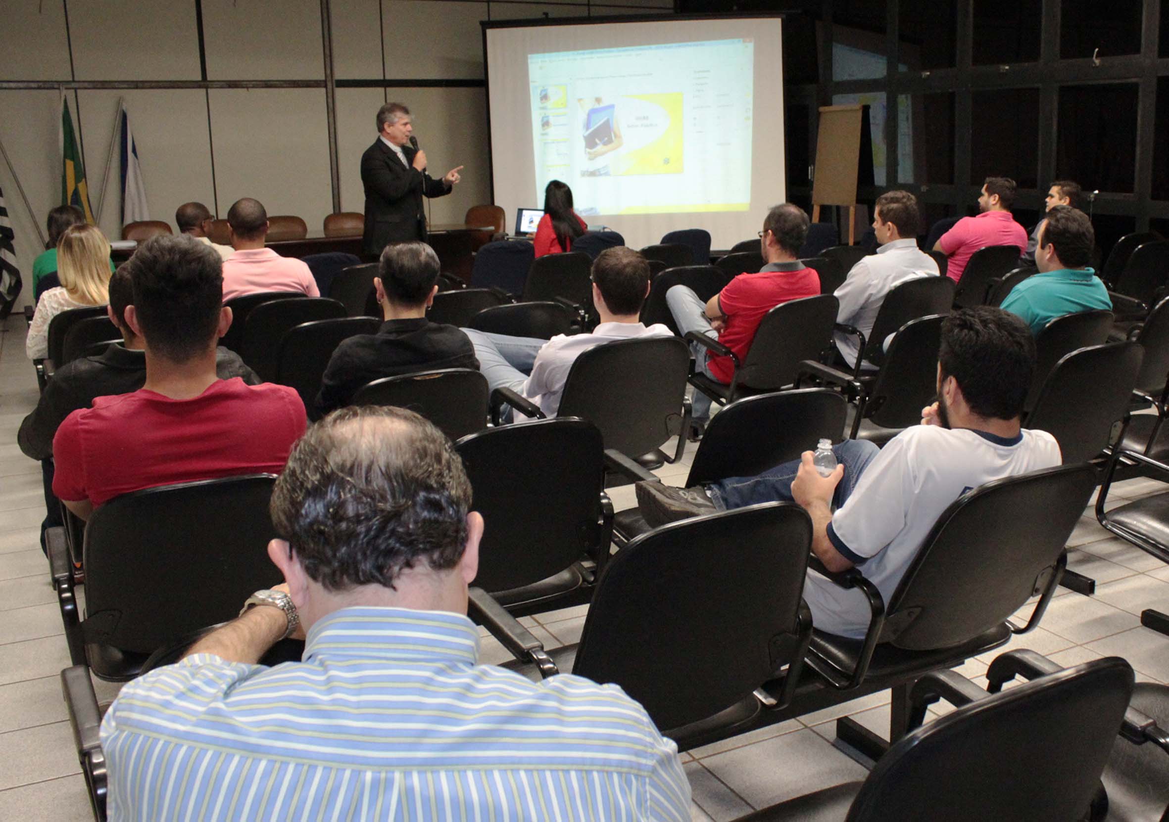 Escola do Parlamento realizará palestra sobre cursos oferecidos da UniBB