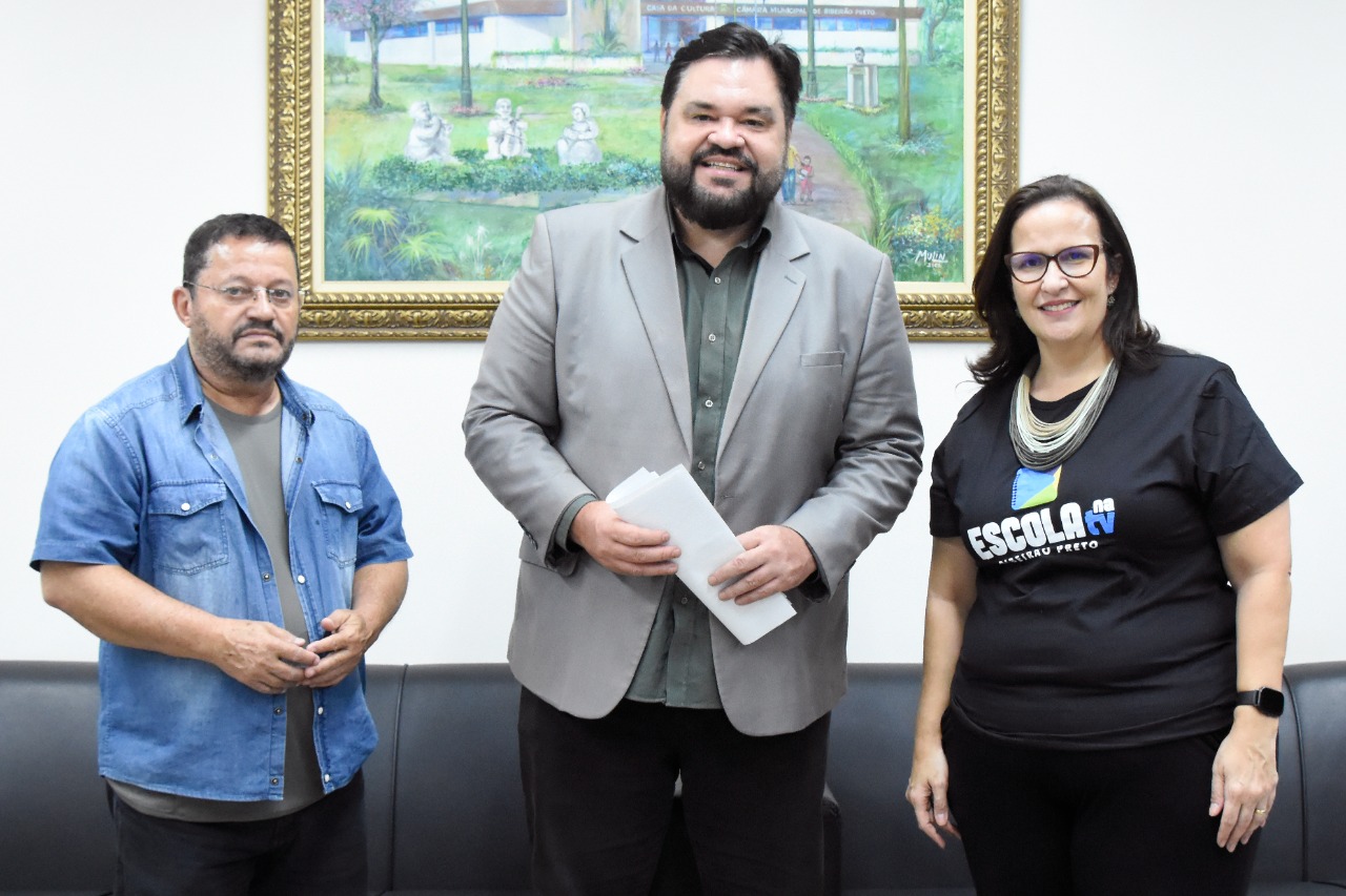 Câmara Municipal celebra dois anos do Programa “Escola na TV”