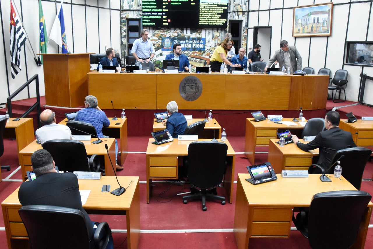 Câmara deliberou seis matérias durante sessão ordinária desta terça-feira