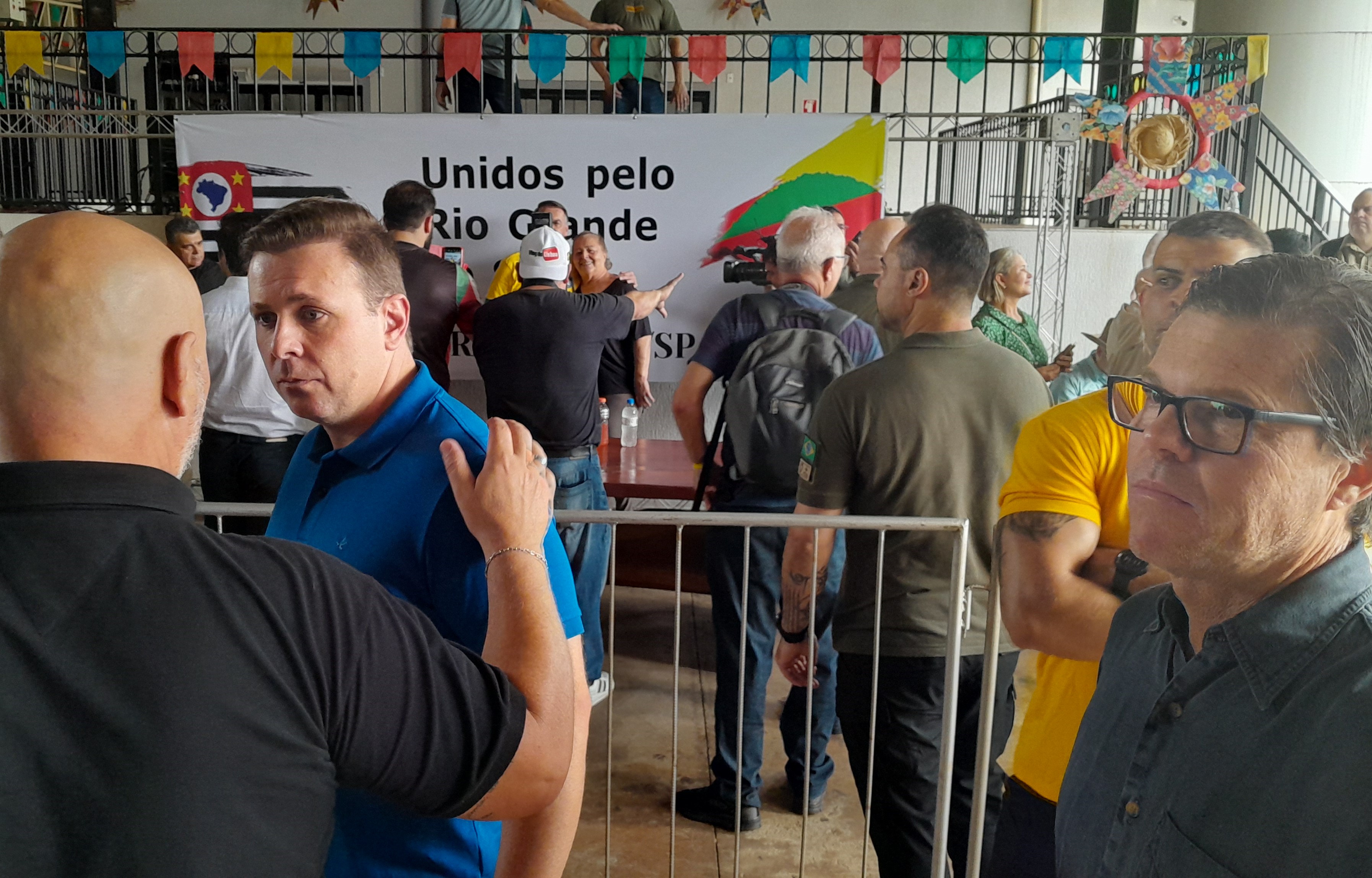 O presidente Isaac Antunes no evento de doação