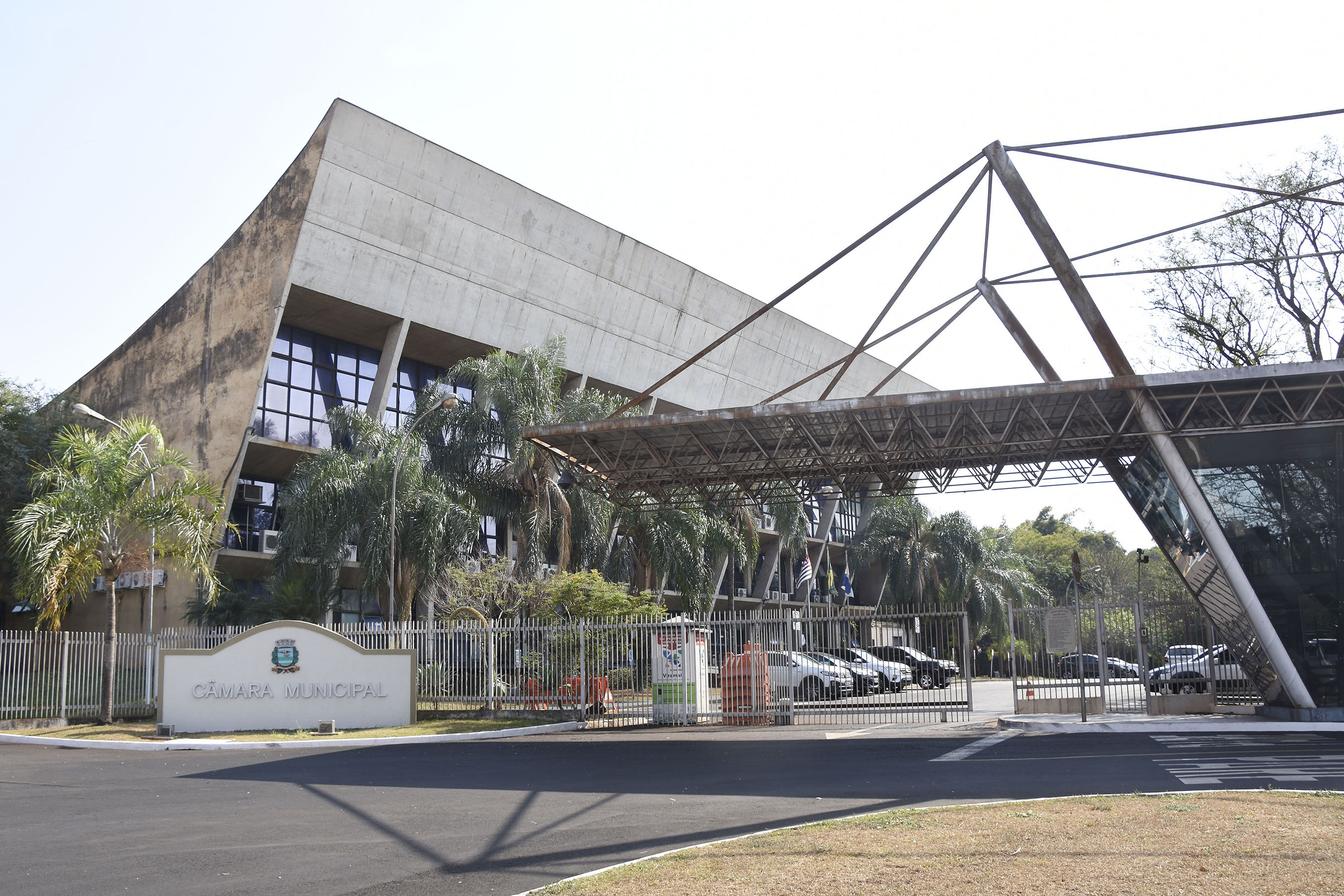 Fachada da Câmara Municipal de Ribeirão Preto